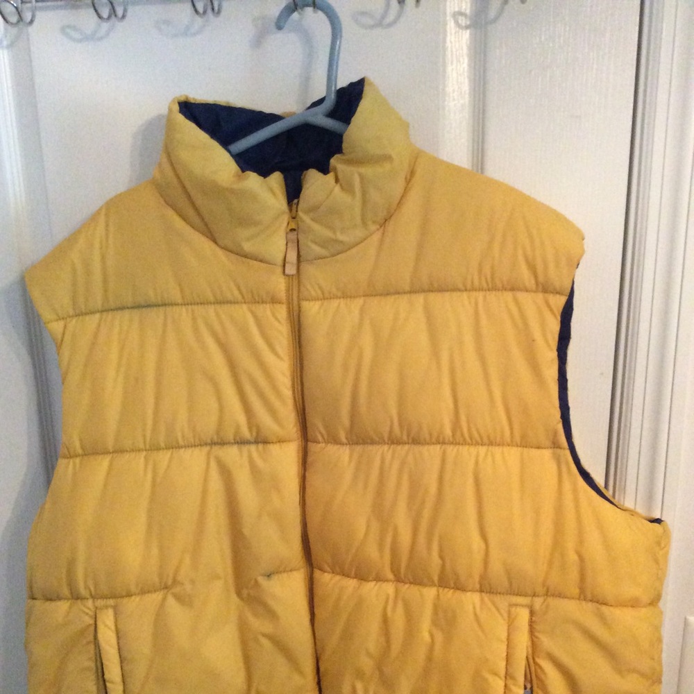 Reversible puffer jacket